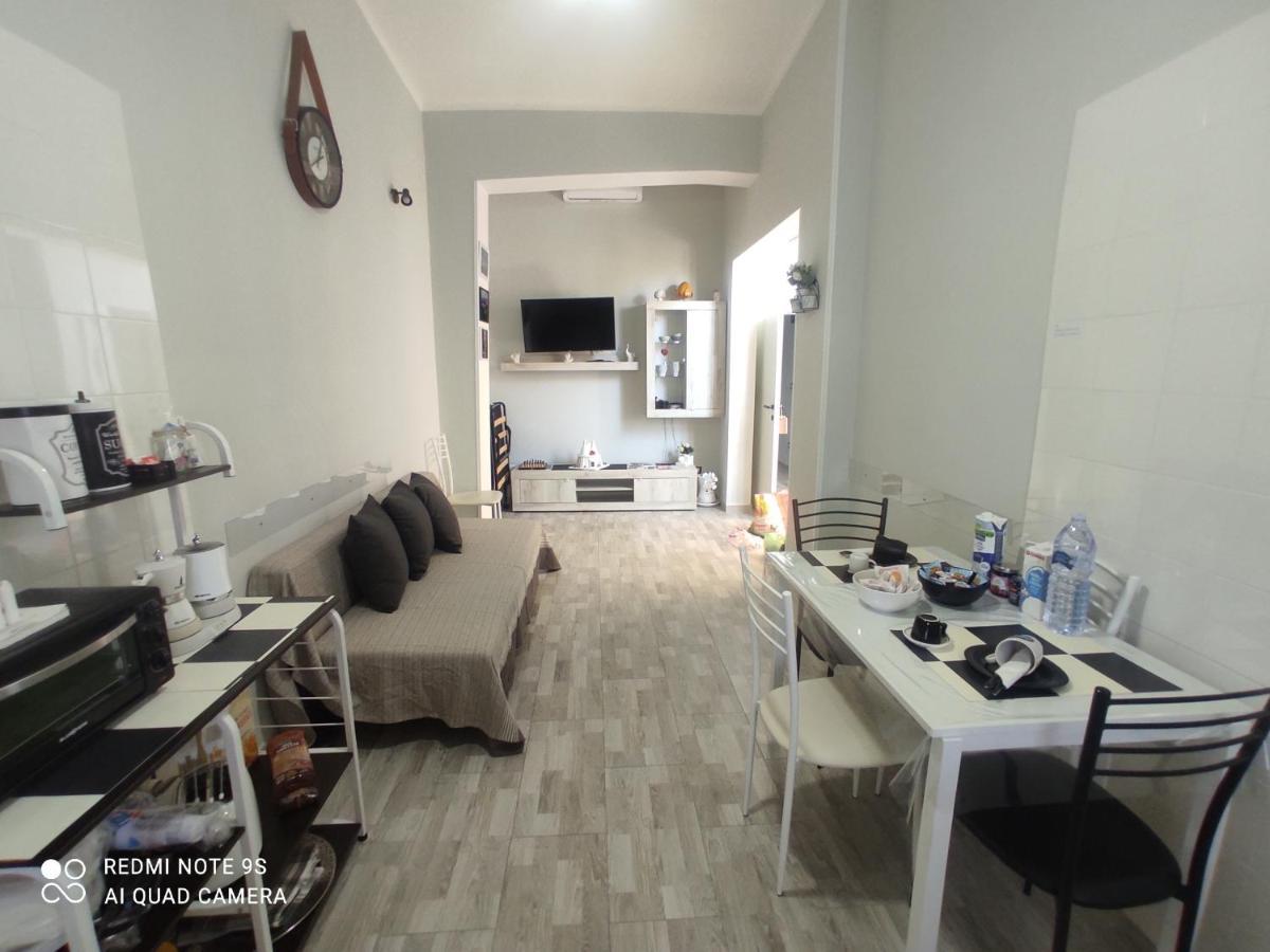 Scacco Matto Holiday House Таранто Екстериор снимка