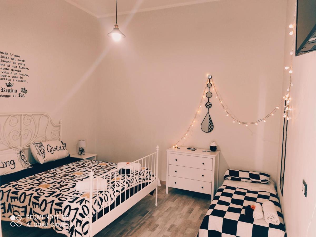 Scacco Matto Holiday House Таранто Екстериор снимка